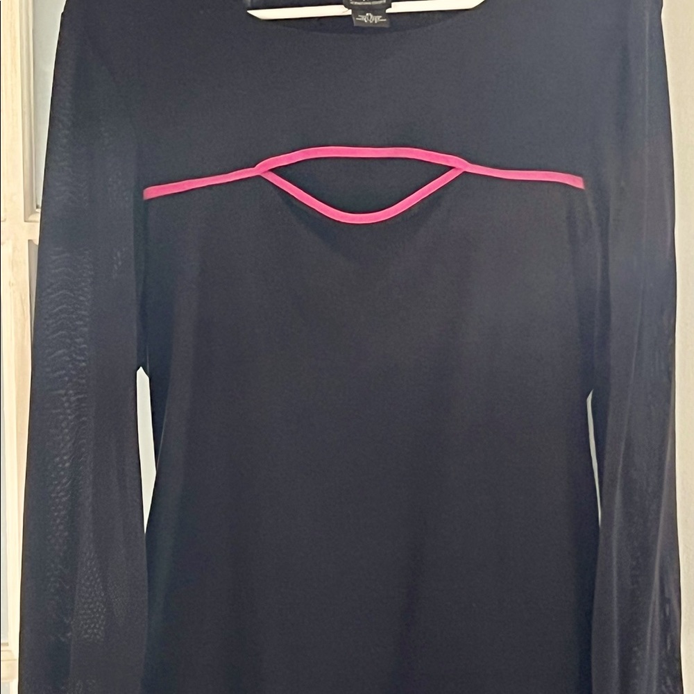 INC black and fuchsia top